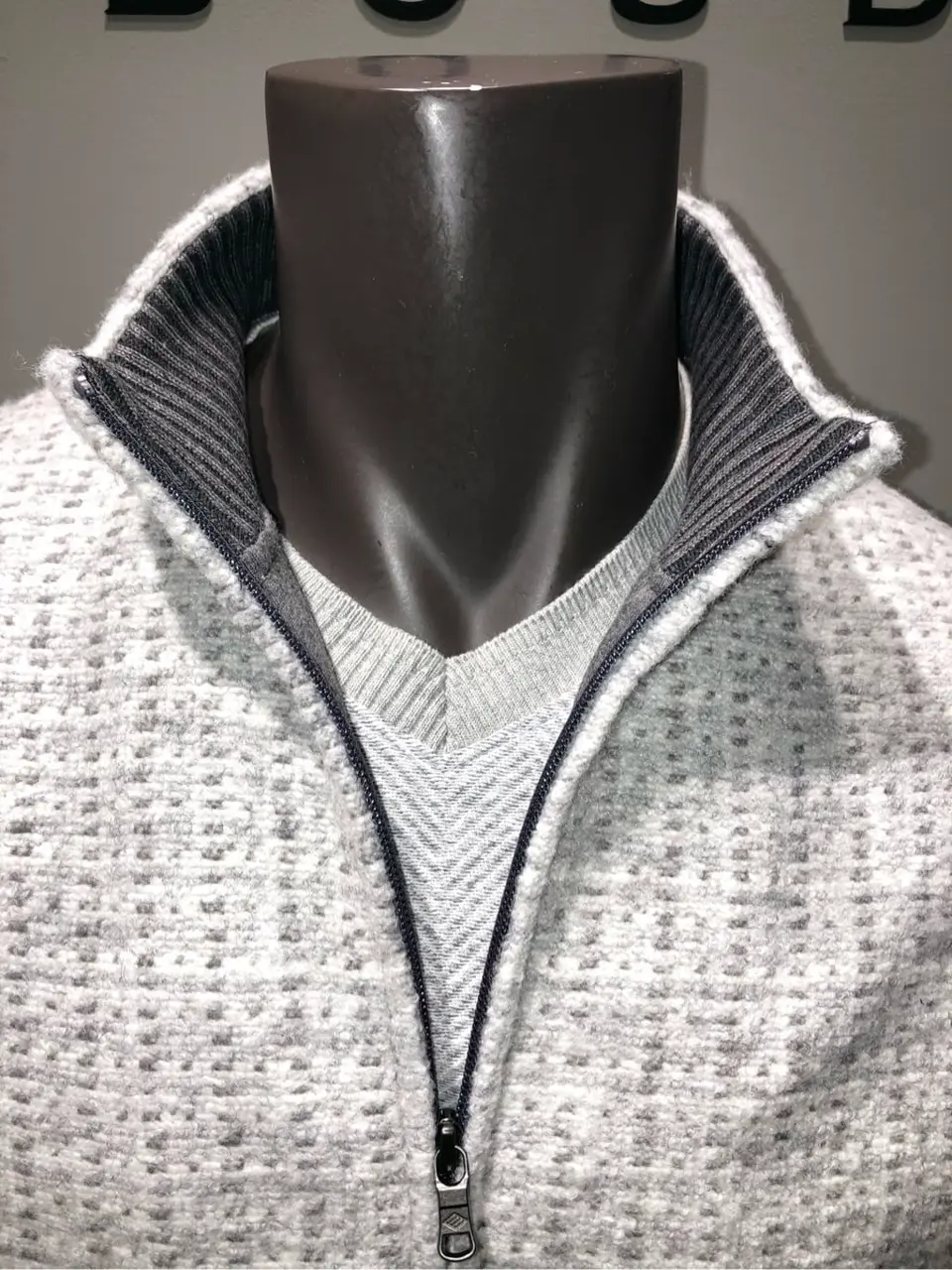 JOSEPH ABBOUD 川田 コーディネート画像