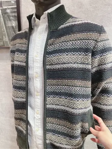 JOSEPH ABBOUD 二澤 コーディネート画像