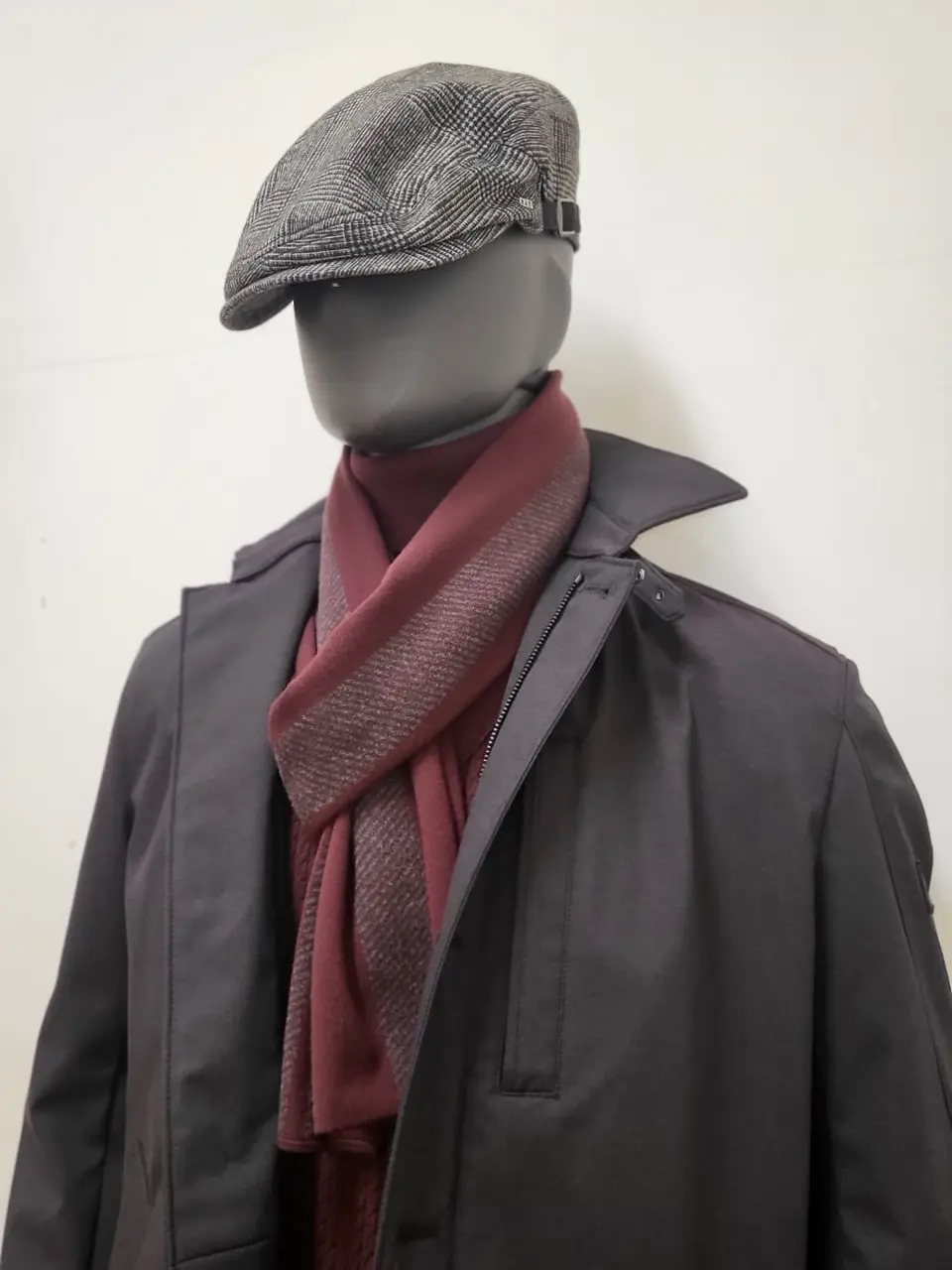 JOSEPH ABBOUD 亀井 コーディネート画像