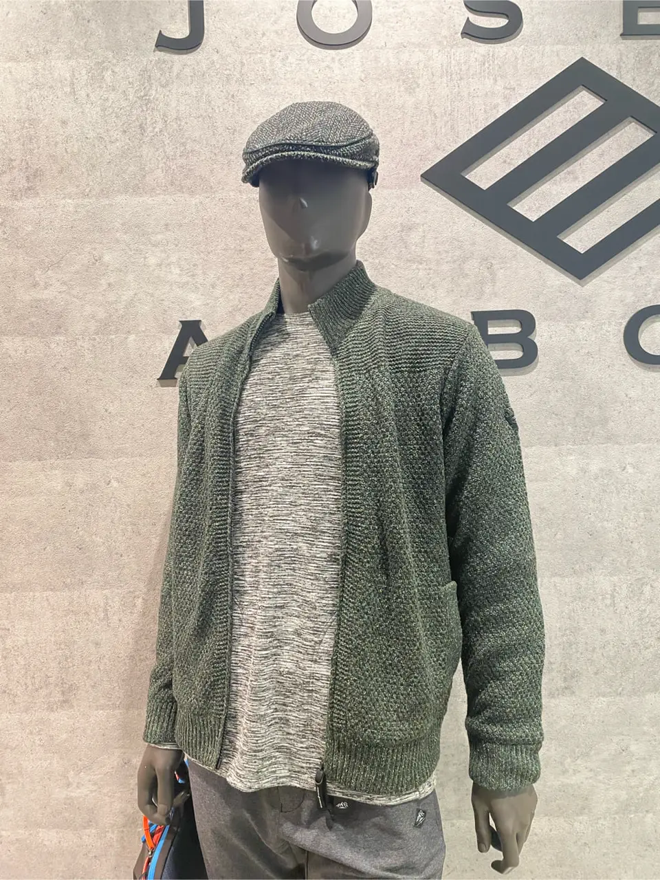 JOSEPH ABBOUD 東　 コーディネート画像