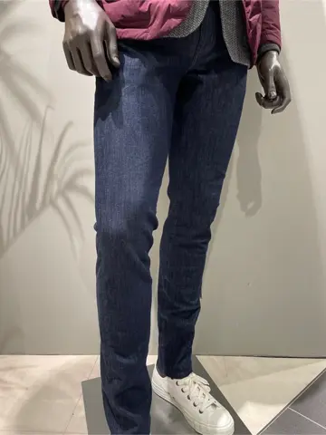 JOSEPH ABBOUD 伊津野 コーディネート画像