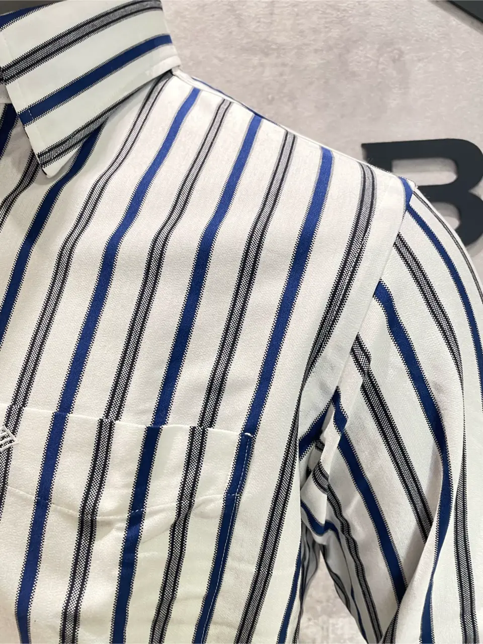 JOSEPH ABBOUD 東　 コーディネート画像