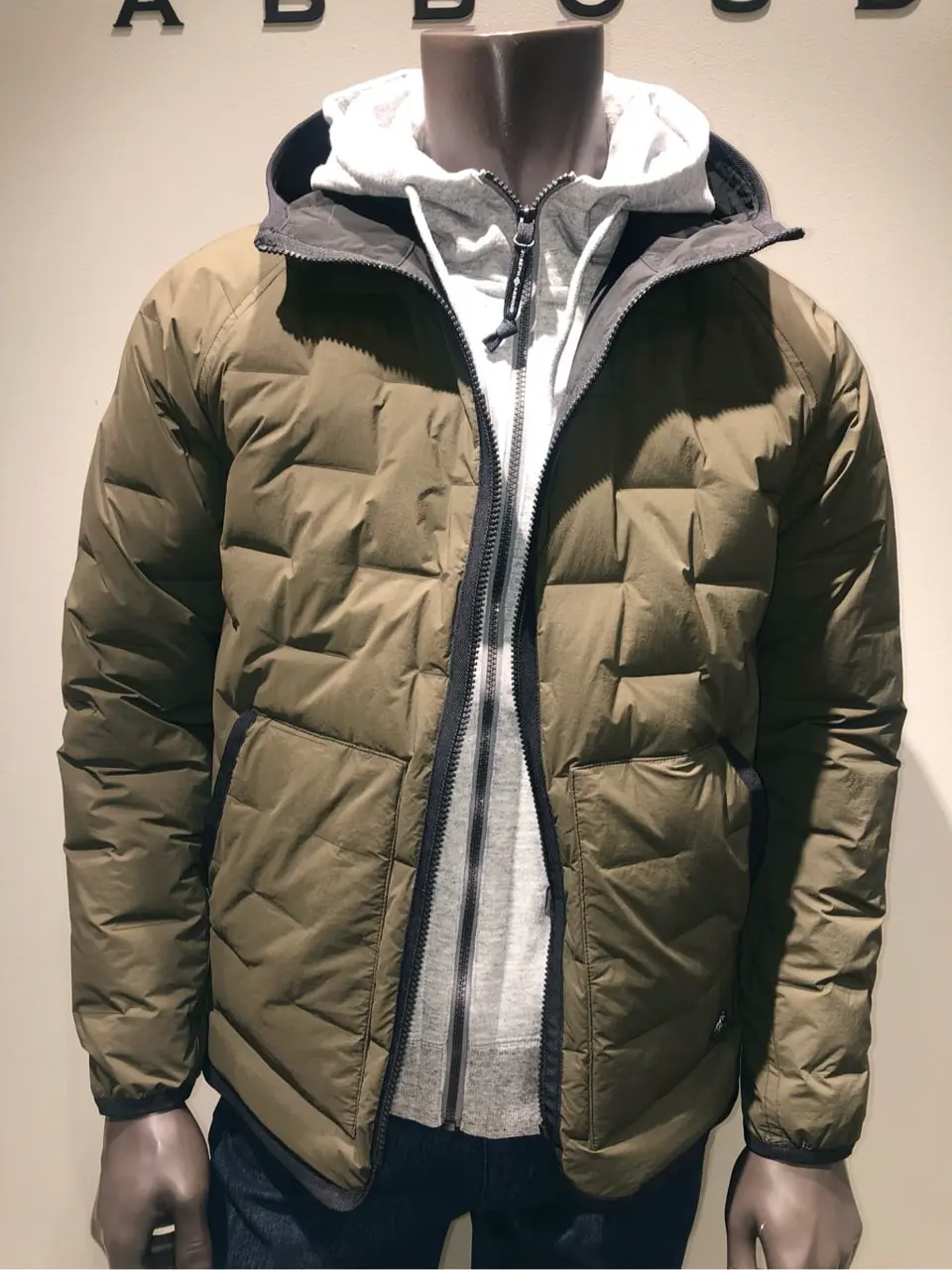 JOSEPH ABBOUD 川田 コーディネート画像