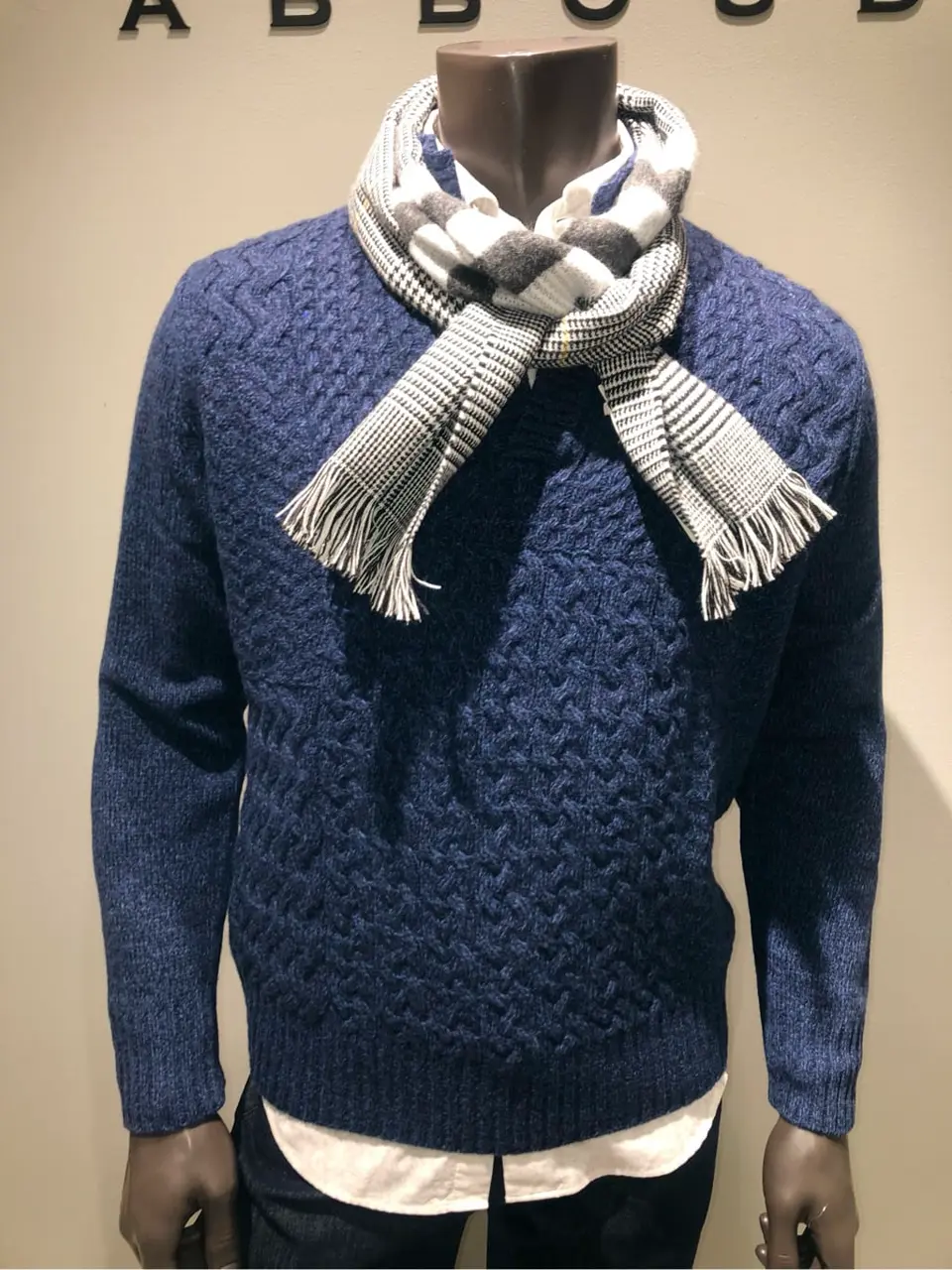 JOSEPH ABBOUD 川田 コーディネート画像