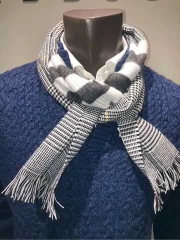 JOSEPH ABBOUD 川田 コーディネート画像