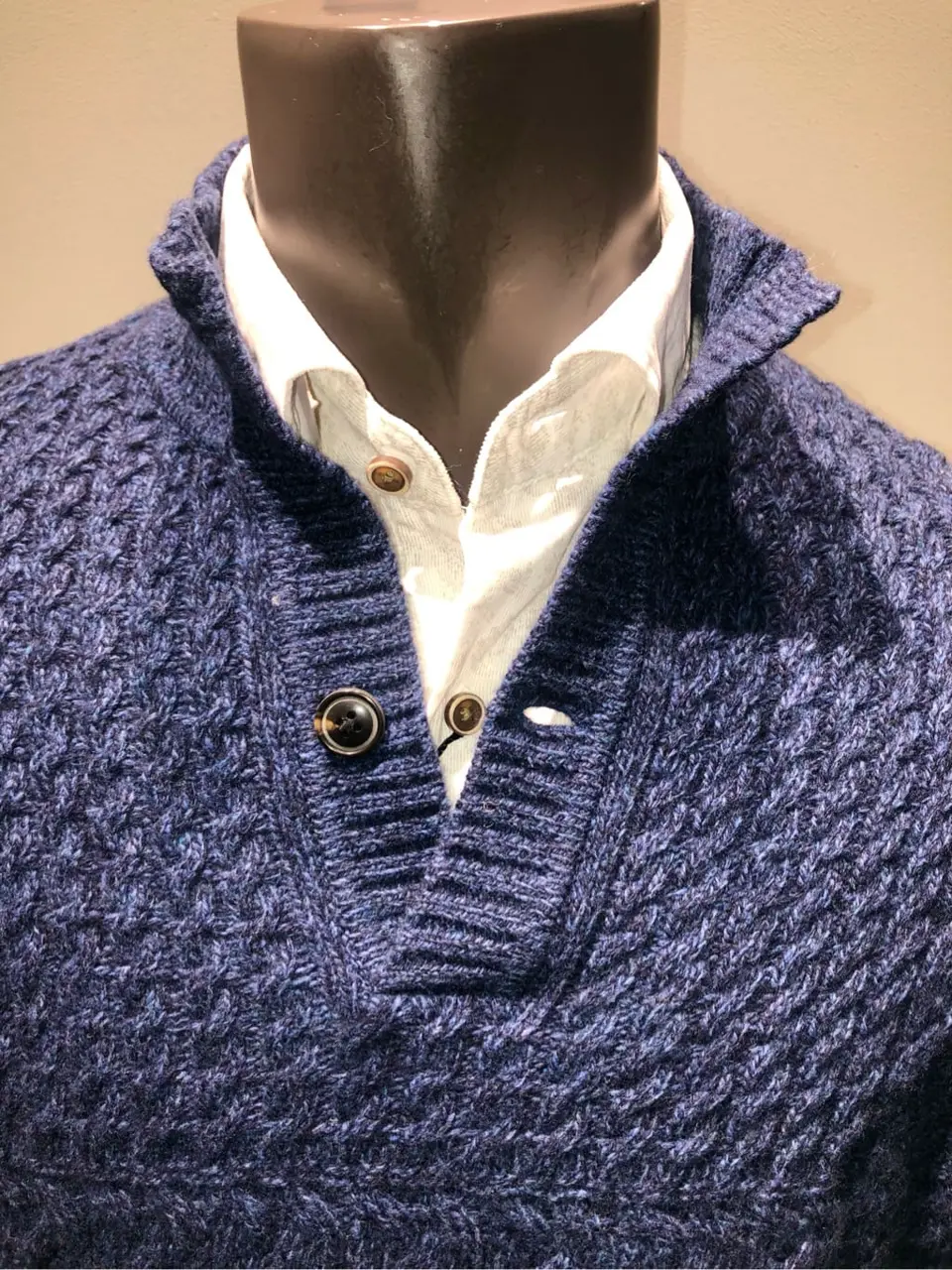 JOSEPH ABBOUD 川田 コーディネート画像