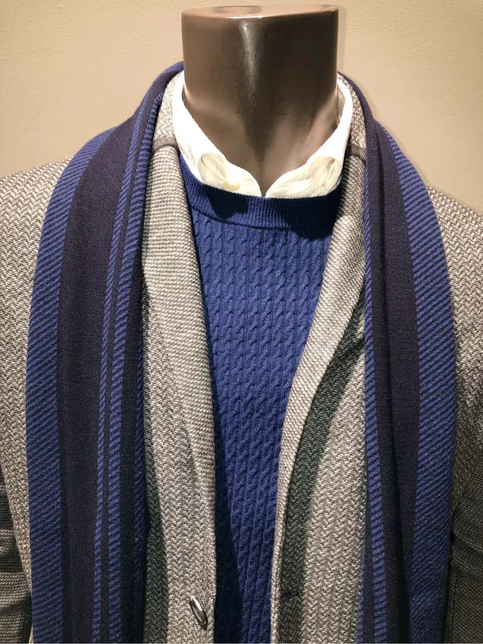 JOSEPH ABBOUD 川田 コーディネート画像