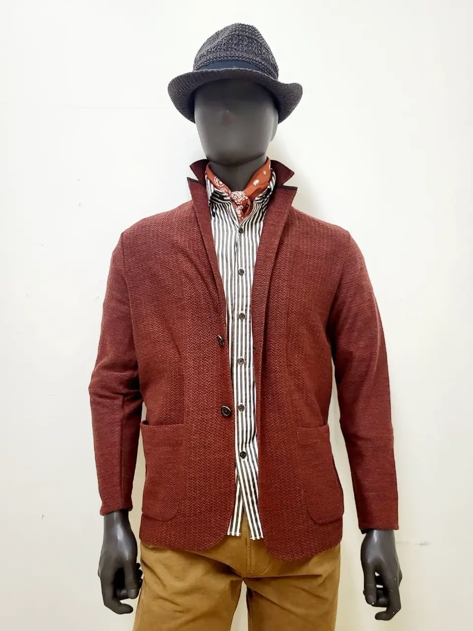 JOSEPH ABBOUD 亀井 コーディネート画像