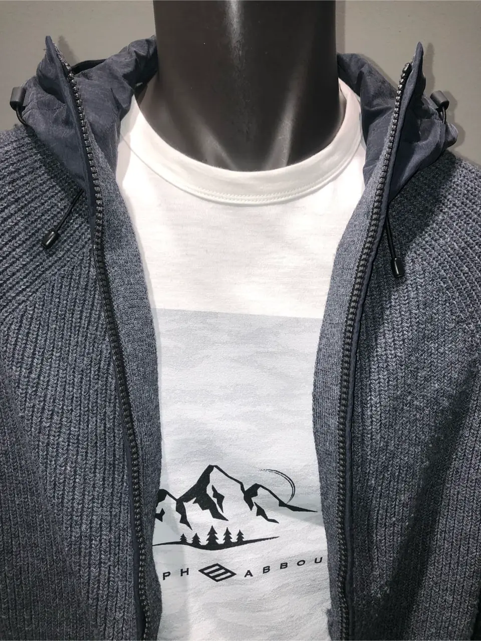 JOSEPH ABBOUD 川田 コーディネート画像