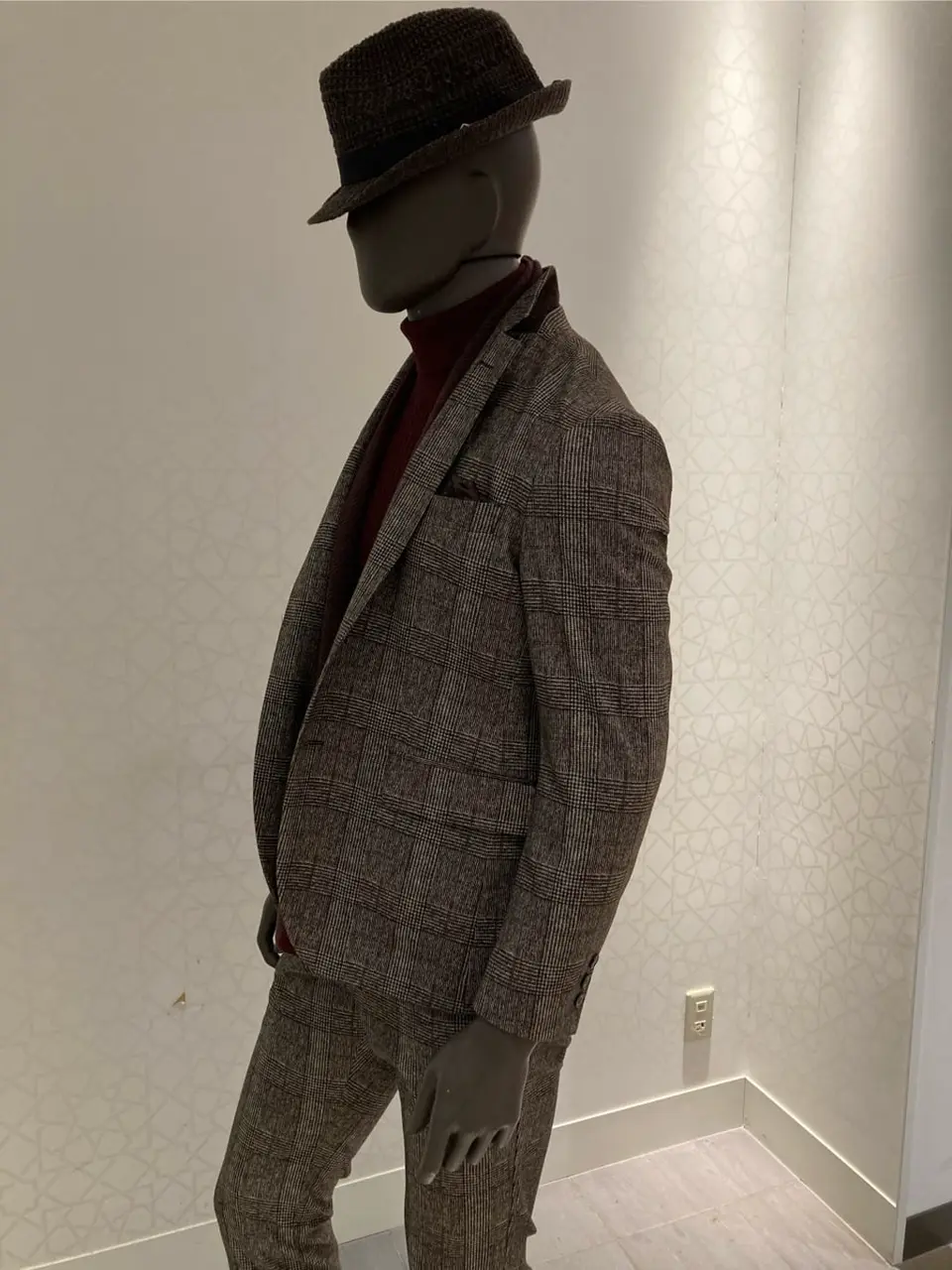 JOSEPH ABBOUD 石川 コーディネート画像