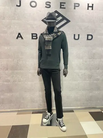 JOSEPH ABBOUD 東　 コーディネート画像