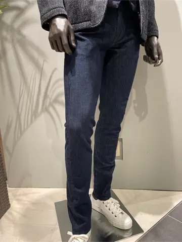 JOSEPH ABBOUD 伊津野 コーディネート画像