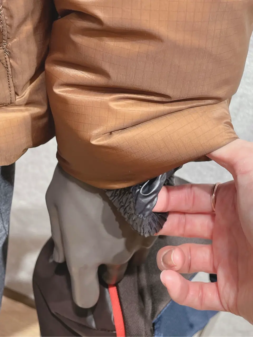 JOSEPH ABBOUD 二澤 コーディネート画像