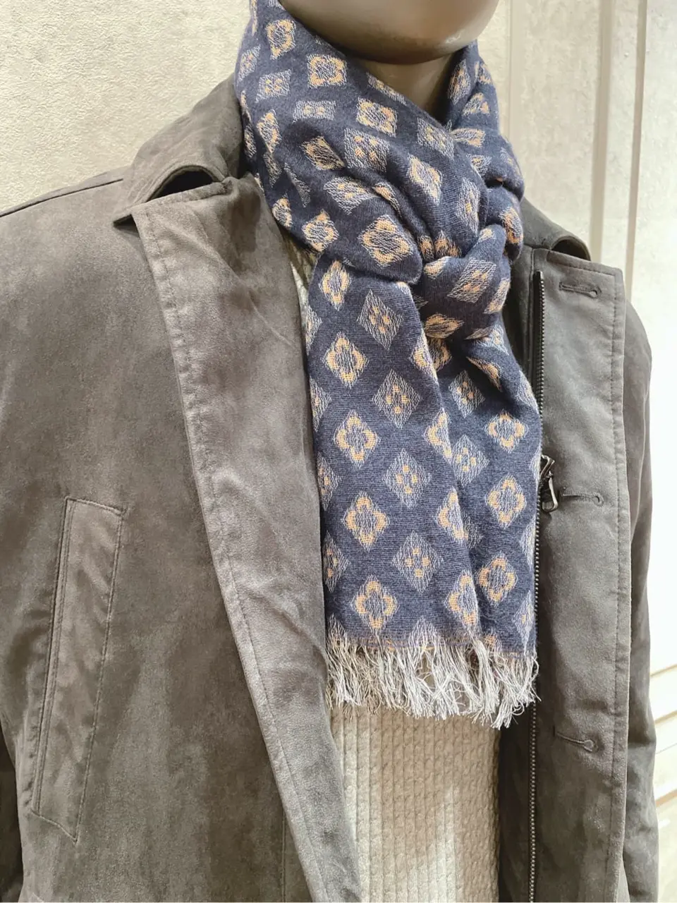 JOSEPH ABBOUD 二澤 コーディネート画像