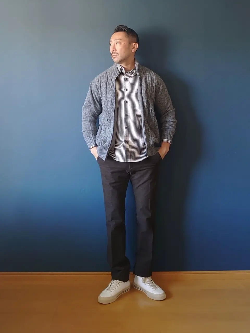 JOSEPH ABBOUD 安東 コーディネート画像