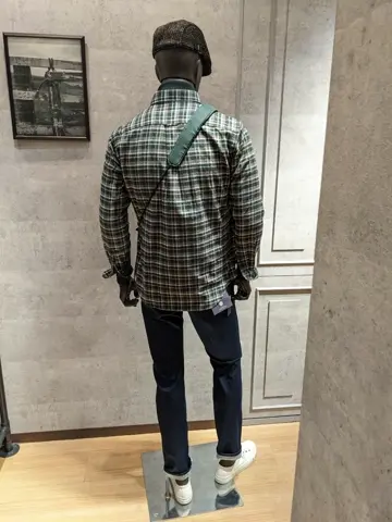 JOSEPH ABBOUD 大久 コーディネート画像