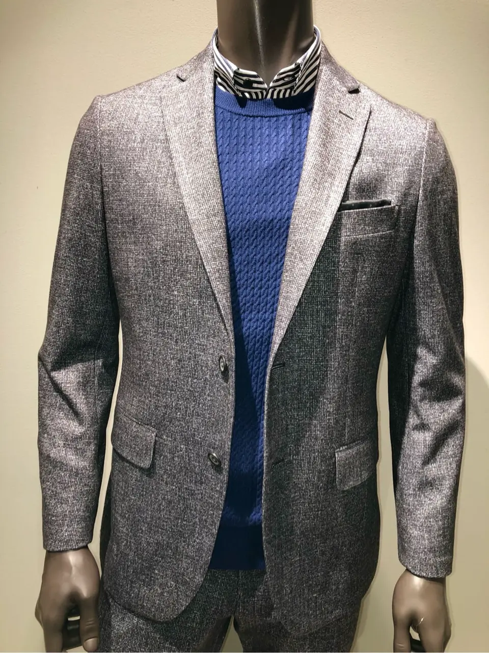 JOSEPH ABBOUD 川田 コーディネート画像