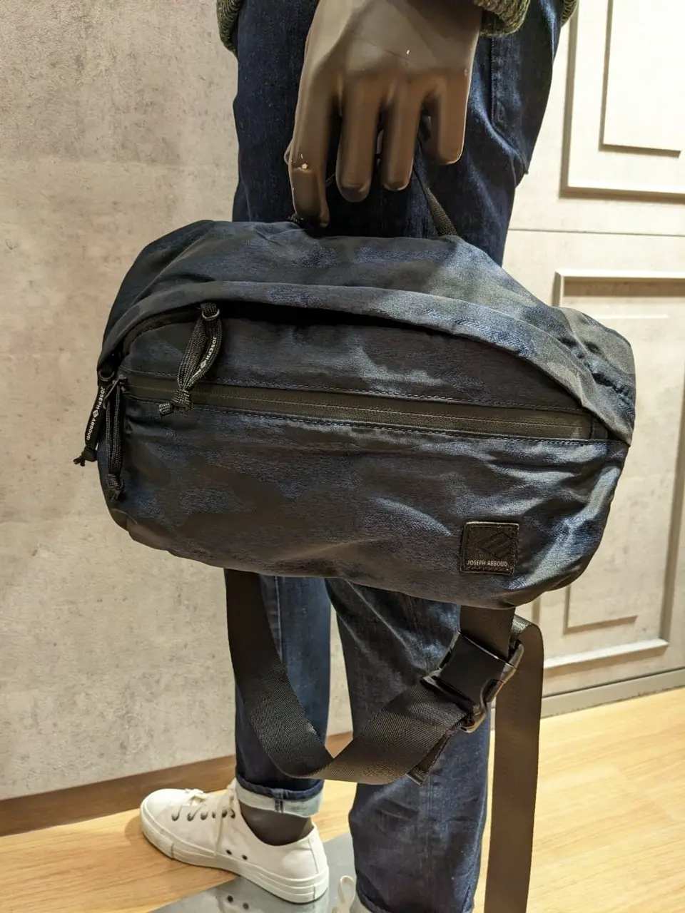 JOSEPH ABBOUD 大久 コーディネート画像