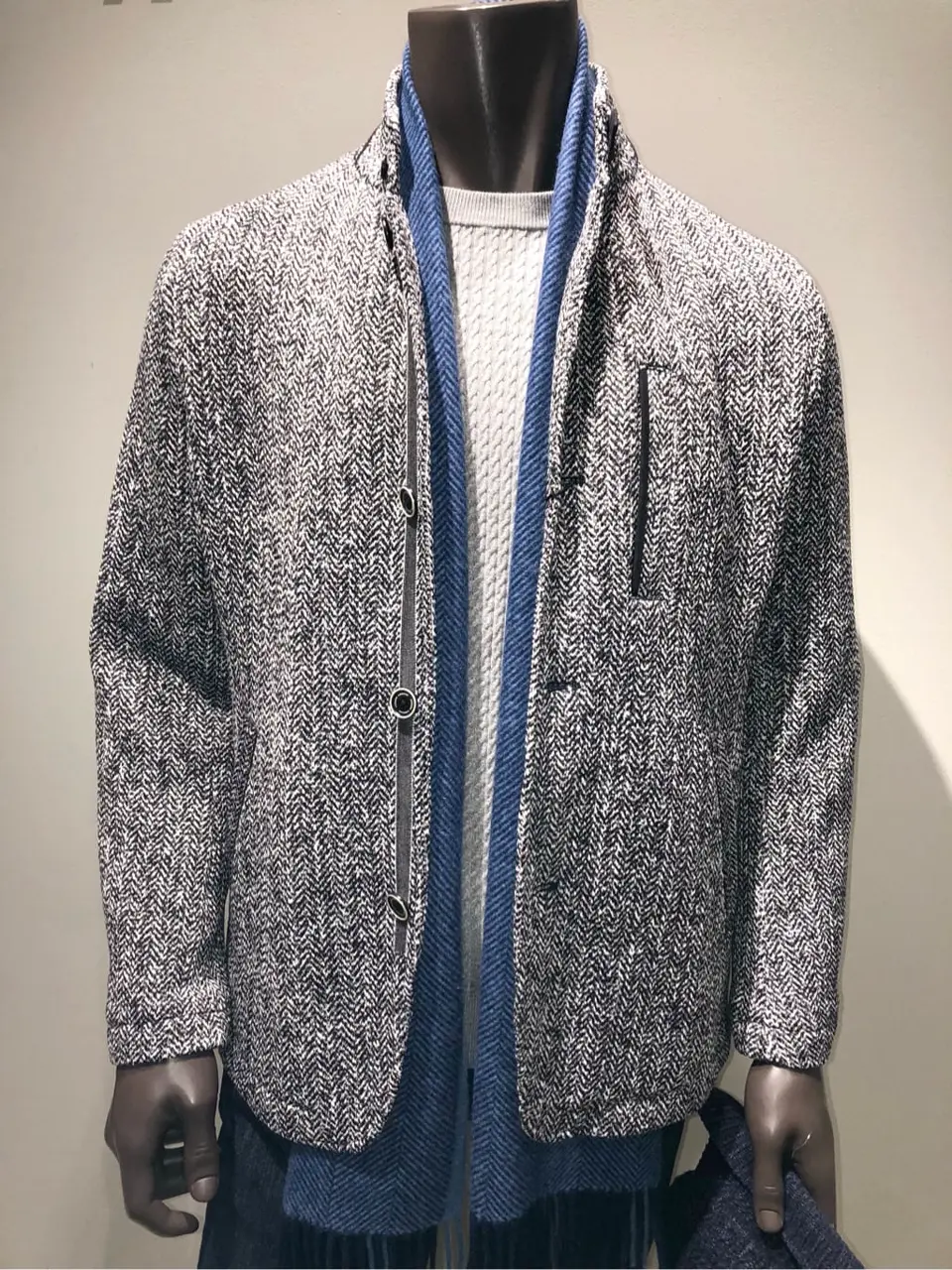 JOSEPH ABBOUD 川田 コーディネート画像