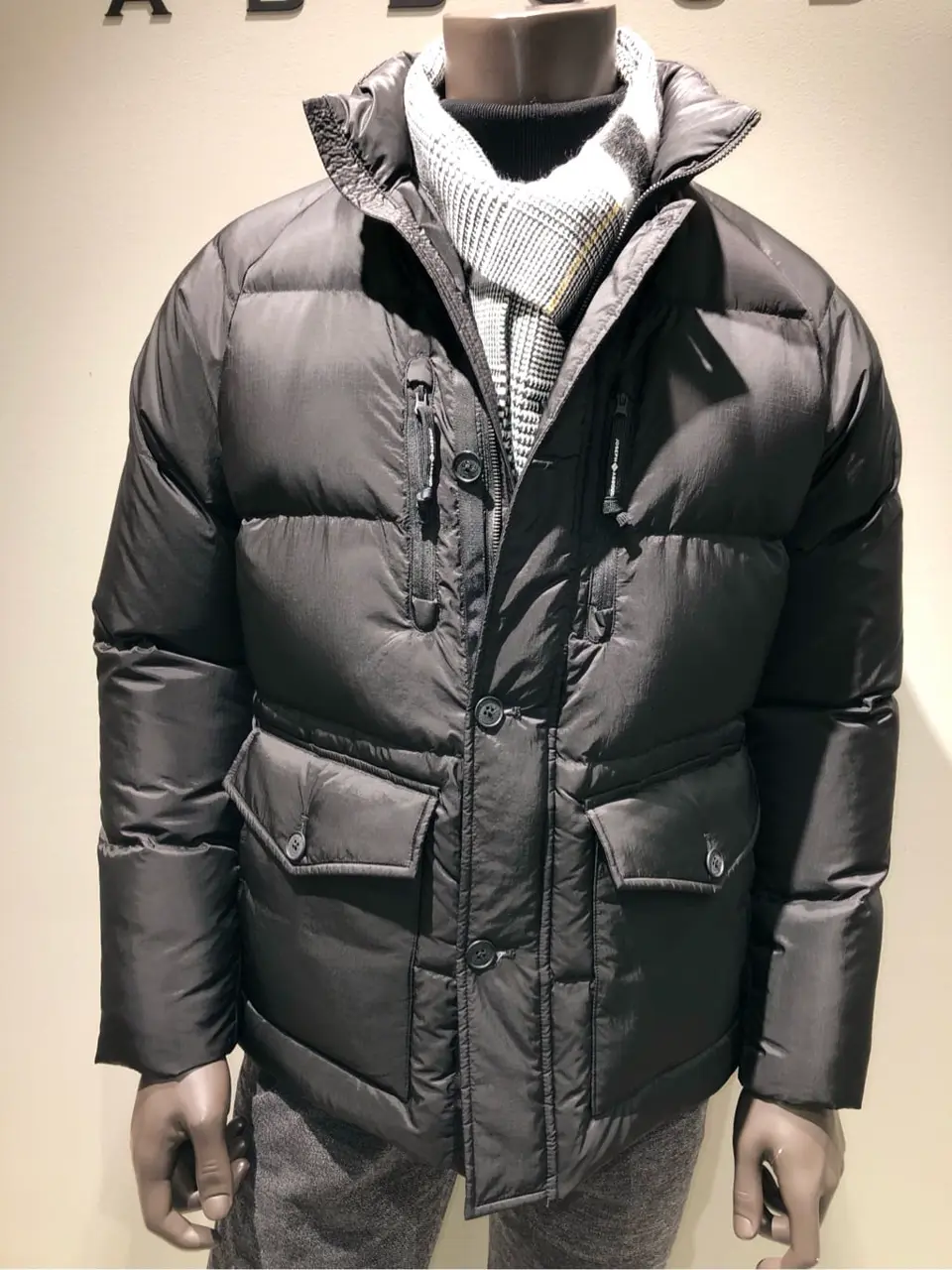 JOSEPH ABBOUD 川田 コーディネート画像