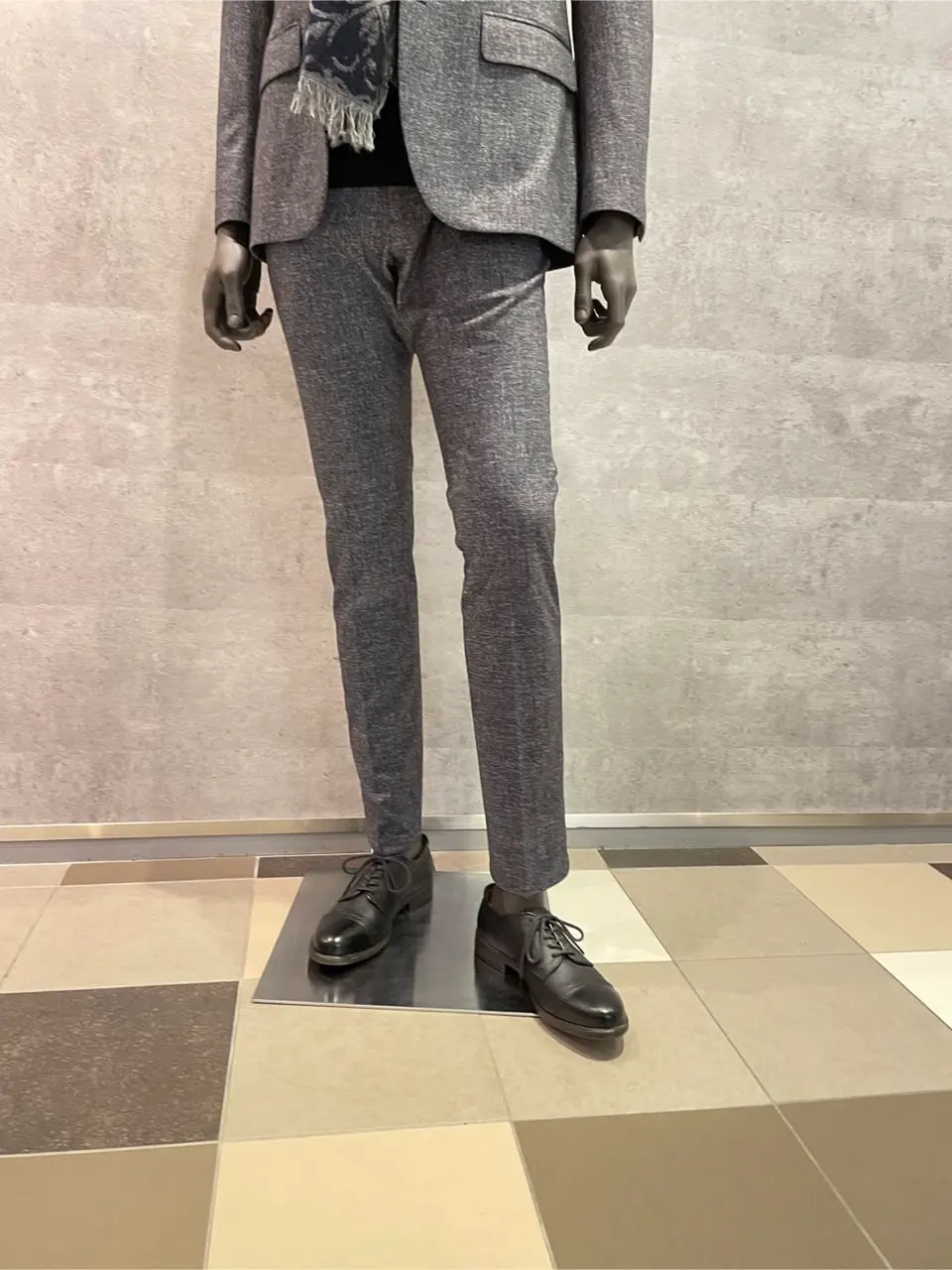 JOSEPH ABBOUD 東　 コーディネート画像