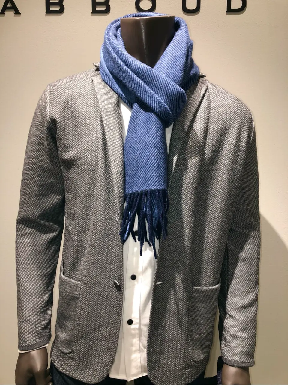 JOSEPH ABBOUD 川田 コーディネート画像