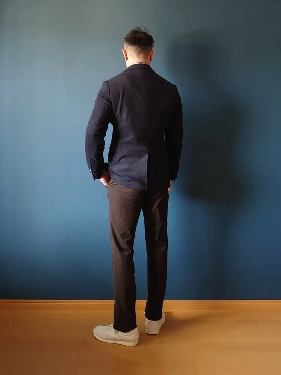 JOSEPH ABBOUD 安東 コーディネート画像