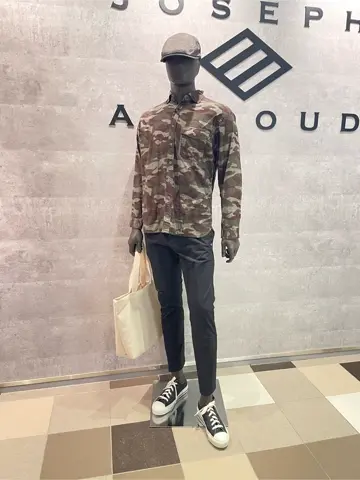 JOSEPH ABBOUD 東　 コーディネート画像