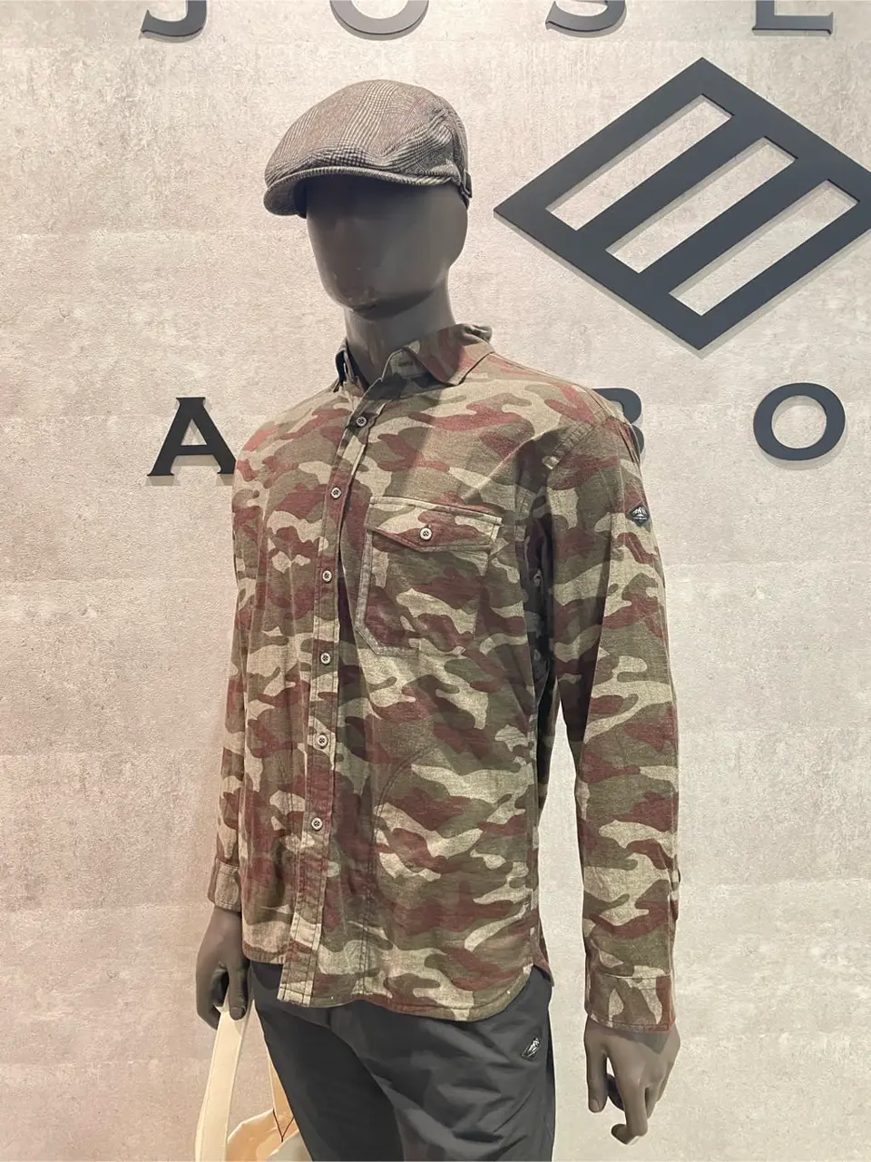 JOSEPH ABBOUD 東　 コーディネート画像