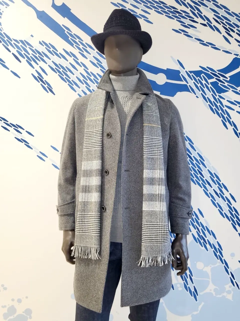 JOSEPH ABBOUD 亀井 コーディネート画像