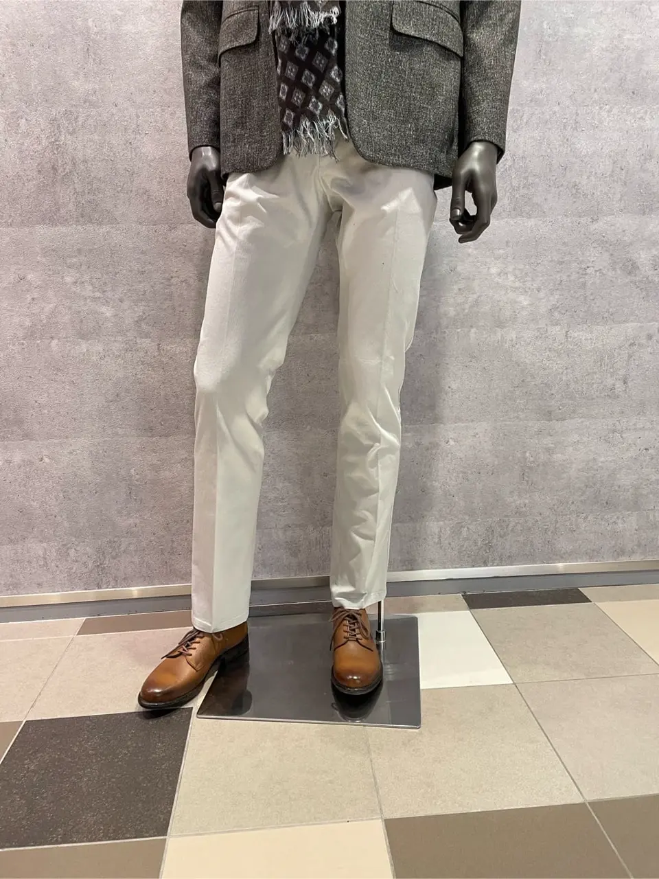 JOSEPH ABBOUD 東　 コーディネート画像