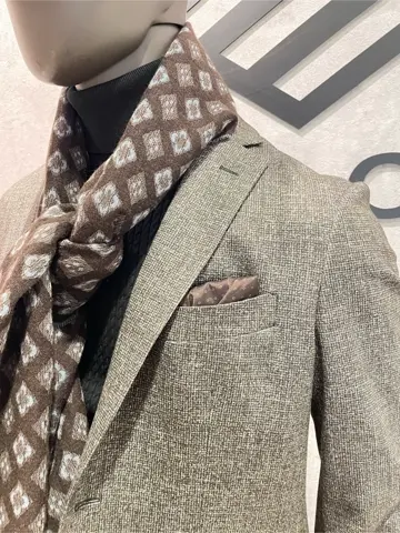JOSEPH ABBOUD 東　 コーディネート画像