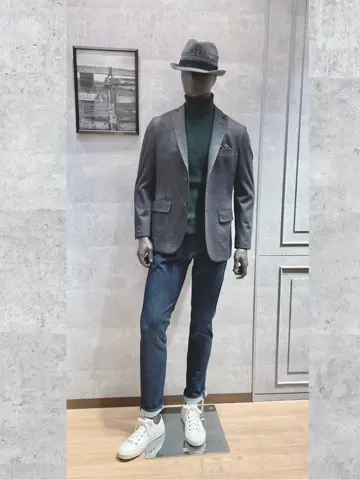 JOSEPH ABBOUD 二澤 コーディネート画像