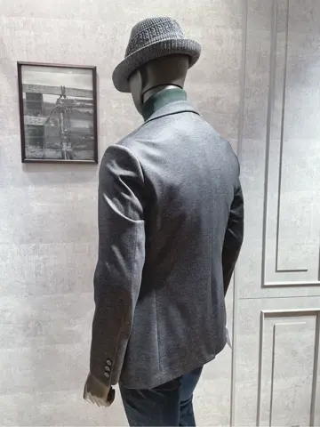 JOSEPH ABBOUD 二澤 コーディネート画像