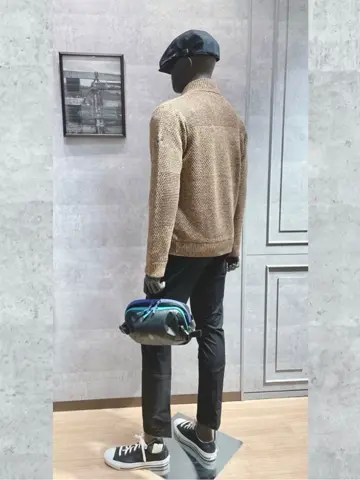 JOSEPH ABBOUD 二澤 コーディネート画像