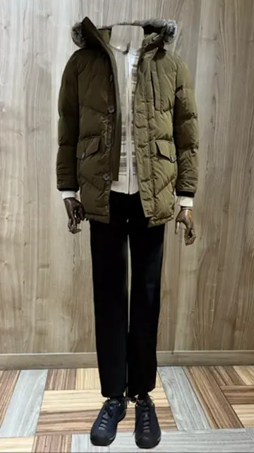 JOSEPH ABBOUD 小城 コーディネート画像