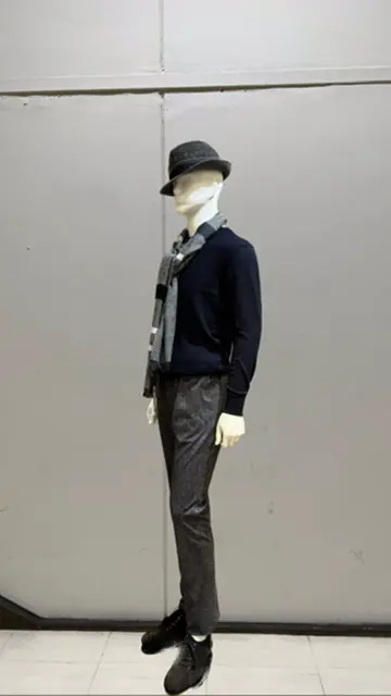 JOSEPH ABBOUD 小城 コーディネート画像