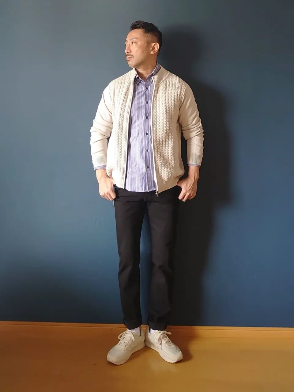 JOSEPH ABBOUD 安東 コーディネート画像