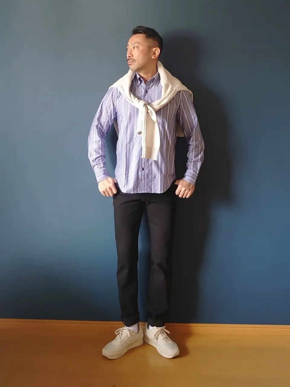 JOSEPH ABBOUD 安東 コーディネート画像