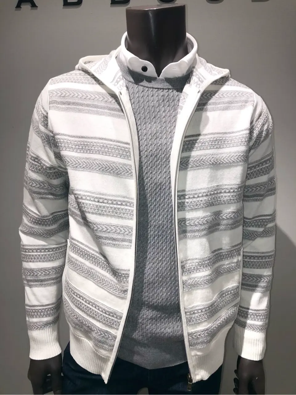 JOSEPH ABBOUD 川田 コーディネート画像