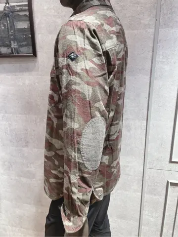 JOSEPH ABBOUD 二澤 コーディネート画像