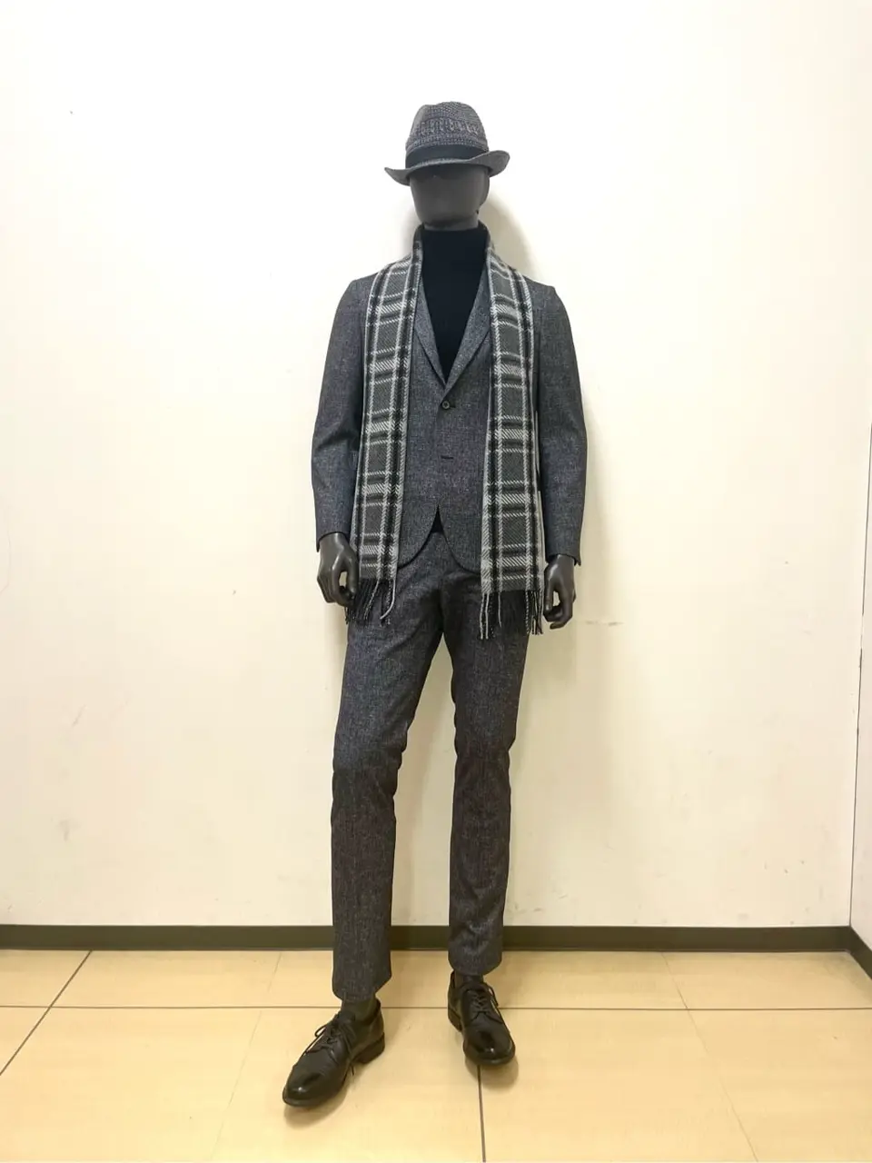  金本 コーディネート画像