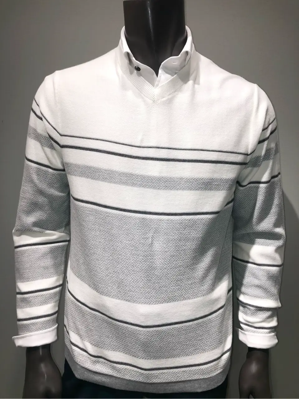 JOSEPH ABBOUD 川田 コーディネート画像