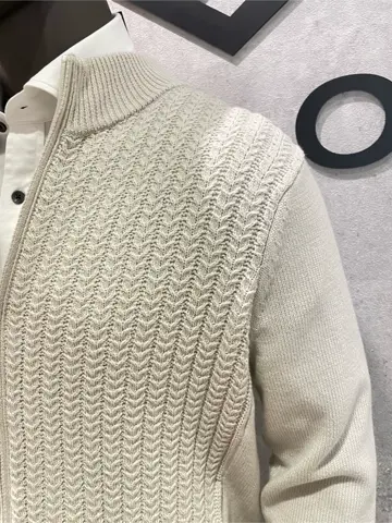 JOSEPH ABBOUD 東　 コーディネート画像