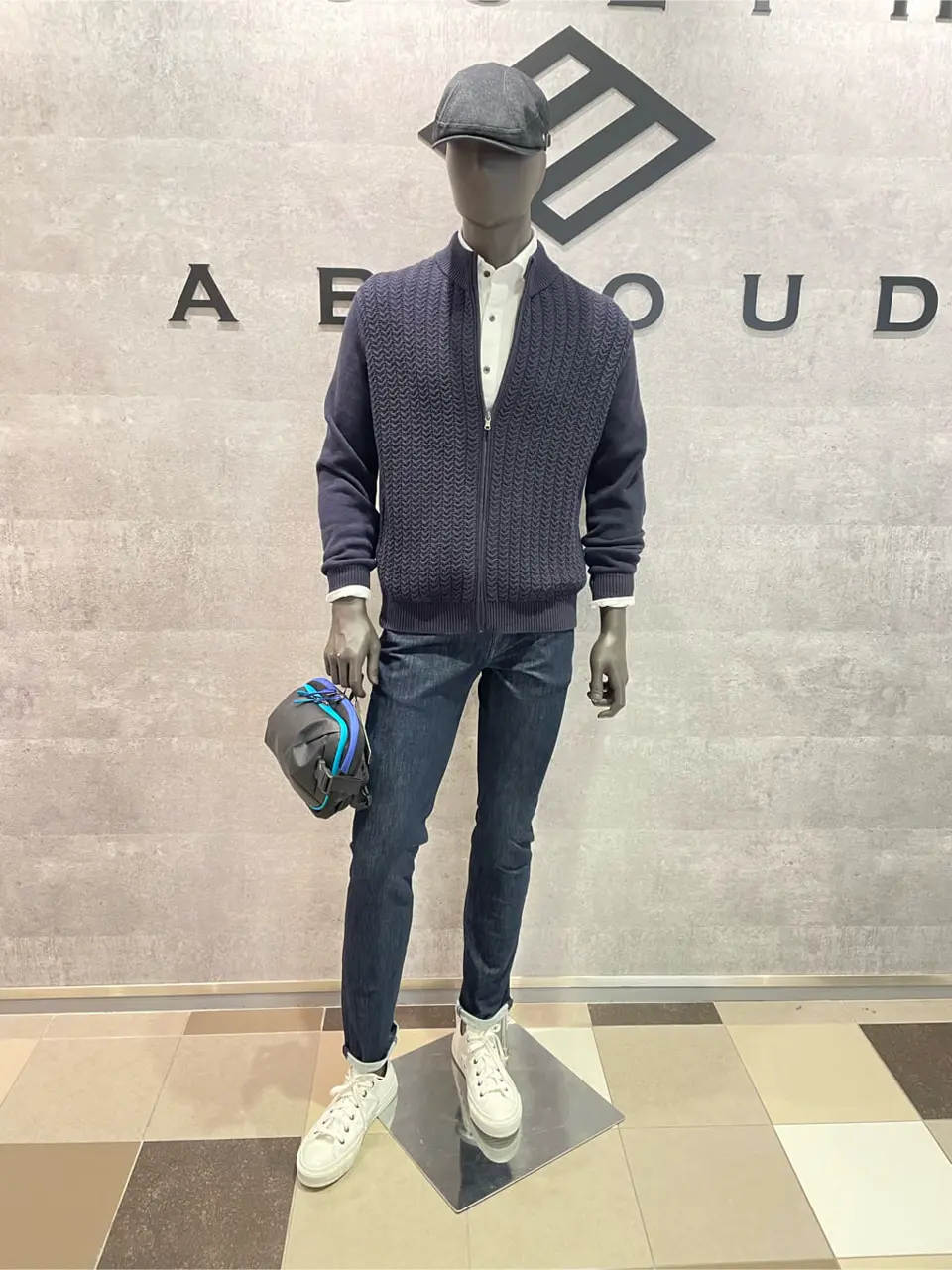  東　 コーディネート画像