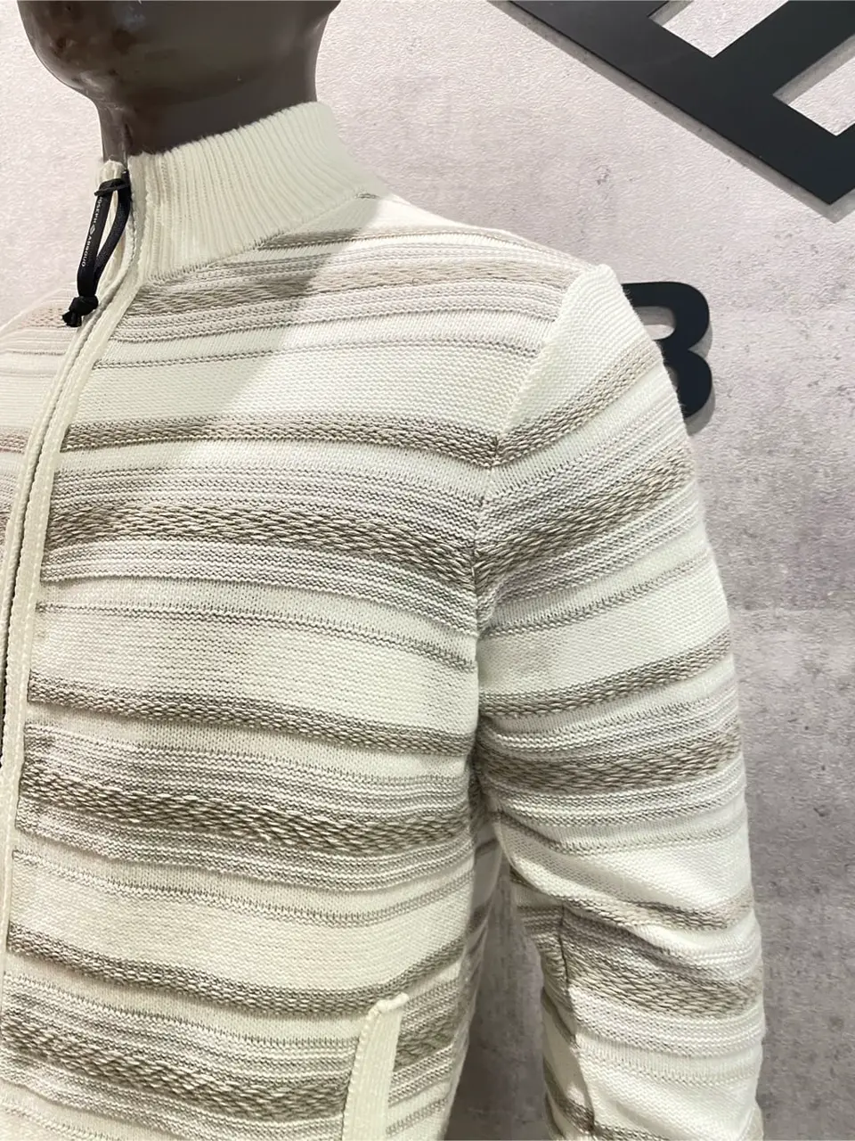 JOSEPH ABBOUD 東　 コーディネート画像