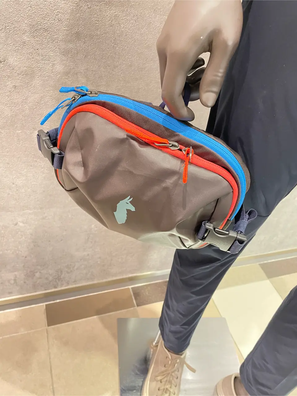 JOSEPH ABBOUD 東　 コーディネート画像