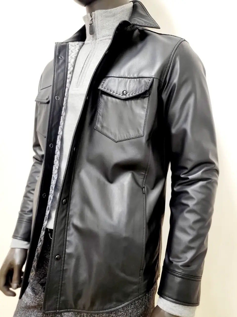 JOSEPH ABBOUD 亀井 コーディネート画像