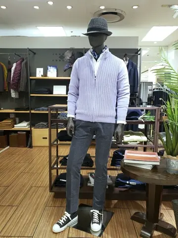 JOSEPH ABBOUD 中西 コーディネート画像