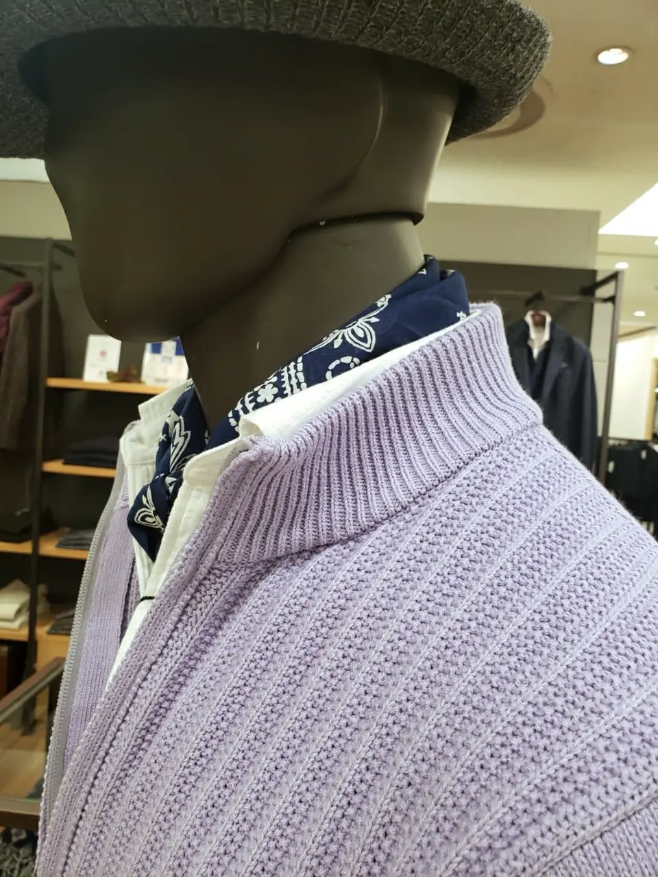 JOSEPH ABBOUD 中西 コーディネート画像